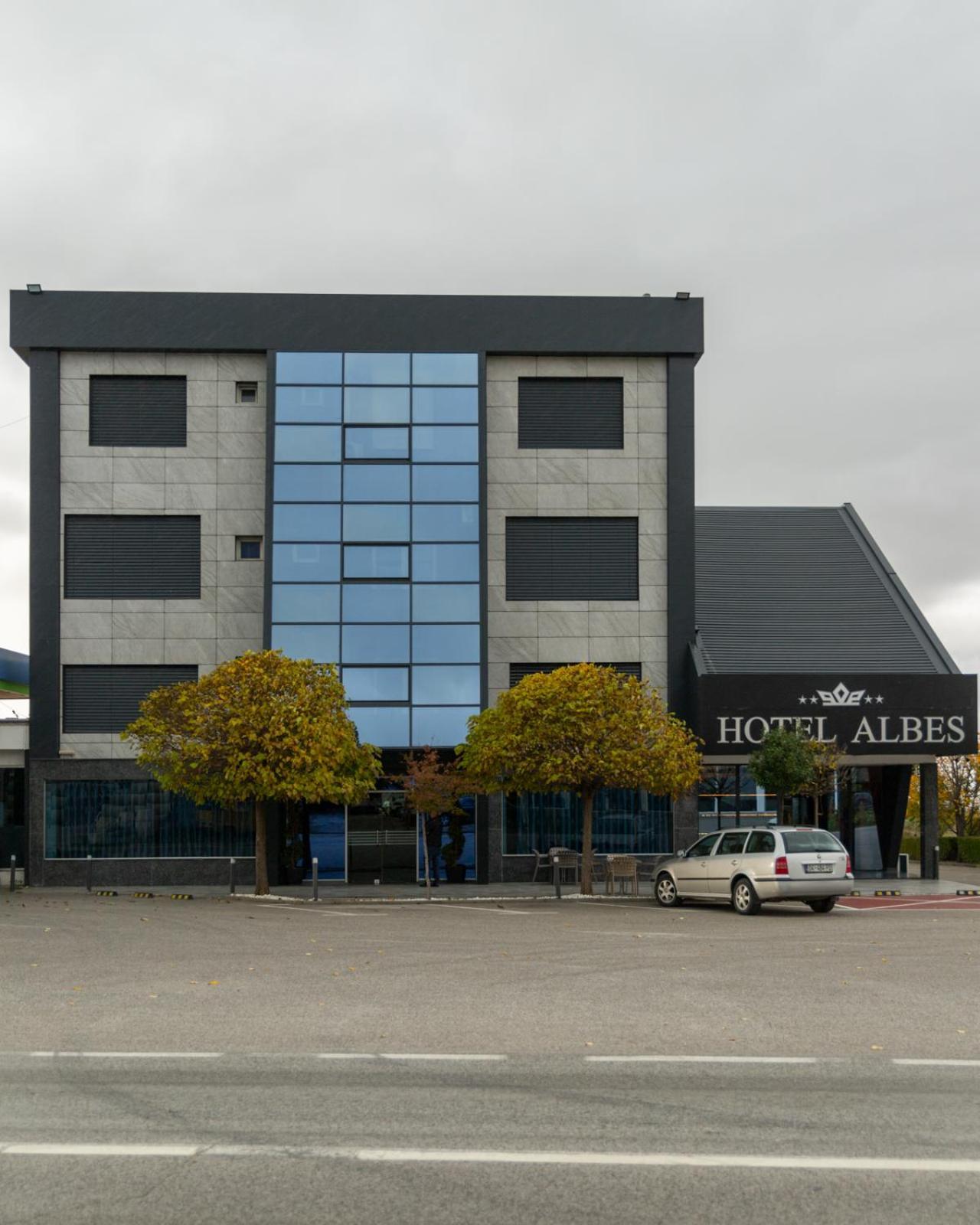 Hotel Albes Prizren Exteriér fotografie